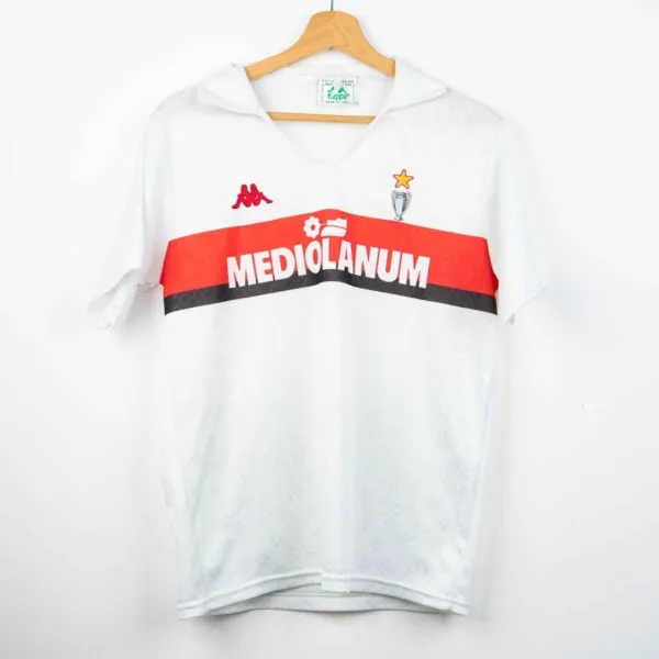 7. Iconische away shirts